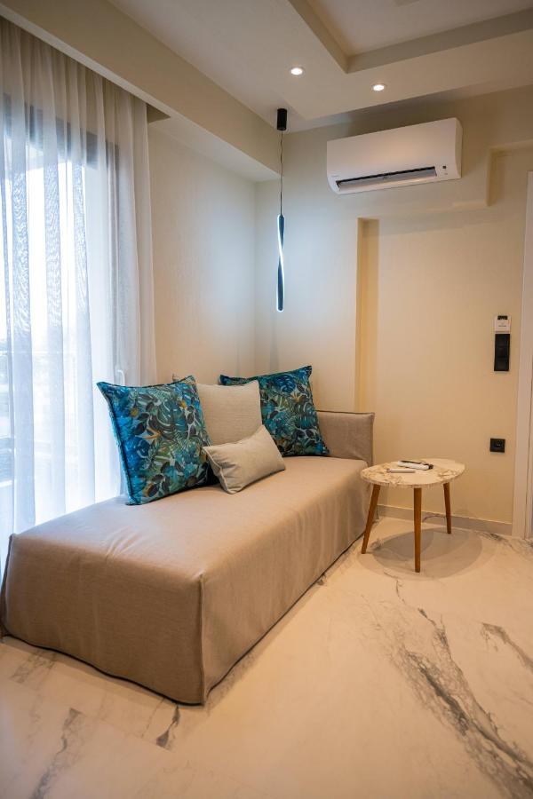 Fay Suites Flogita Exterior photo
