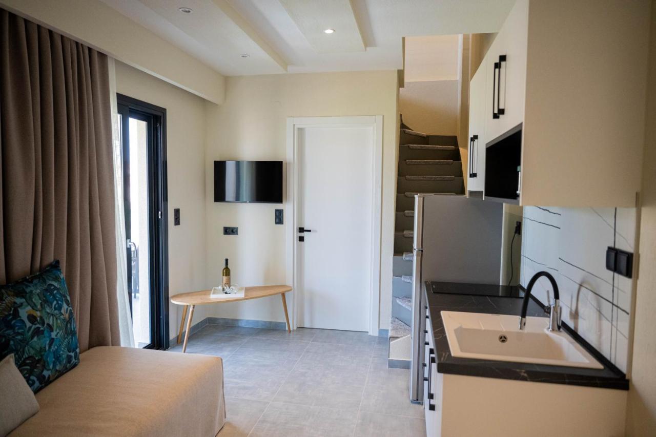 Fay Suites Flogita Exterior photo