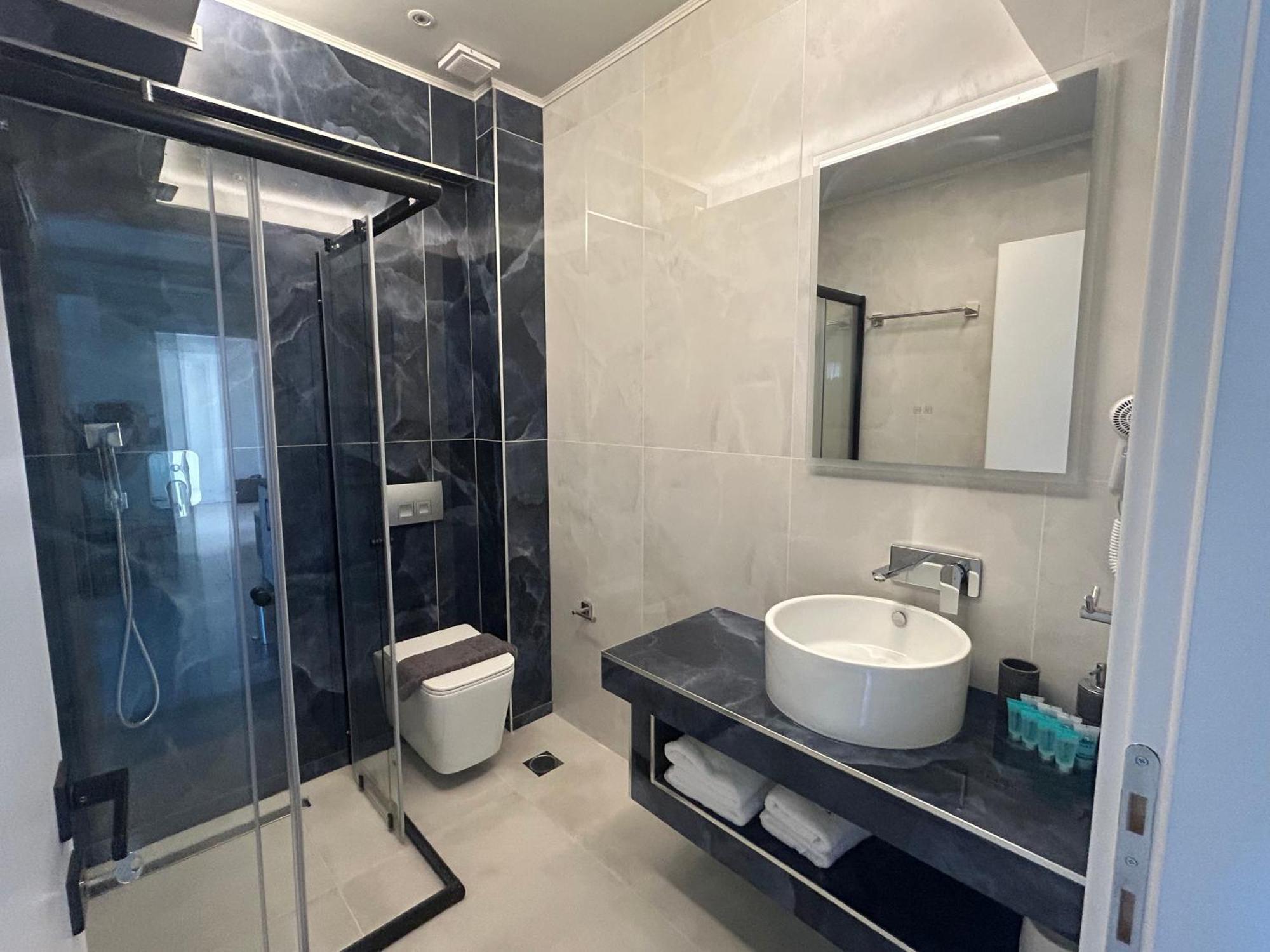 Fay Suites Flogita Exterior photo