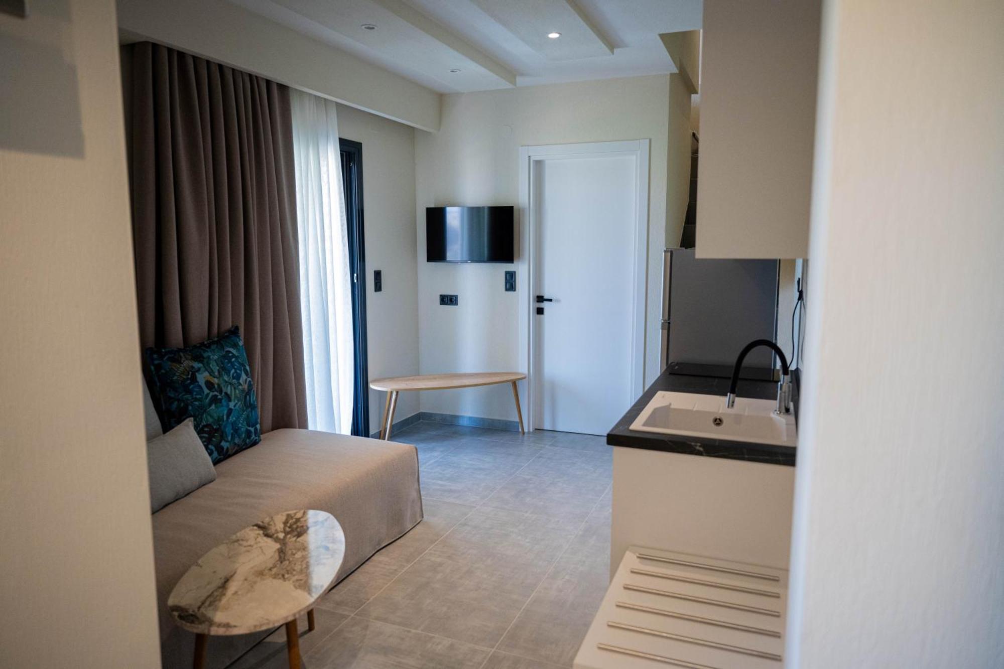 Fay Suites Flogita Exterior photo